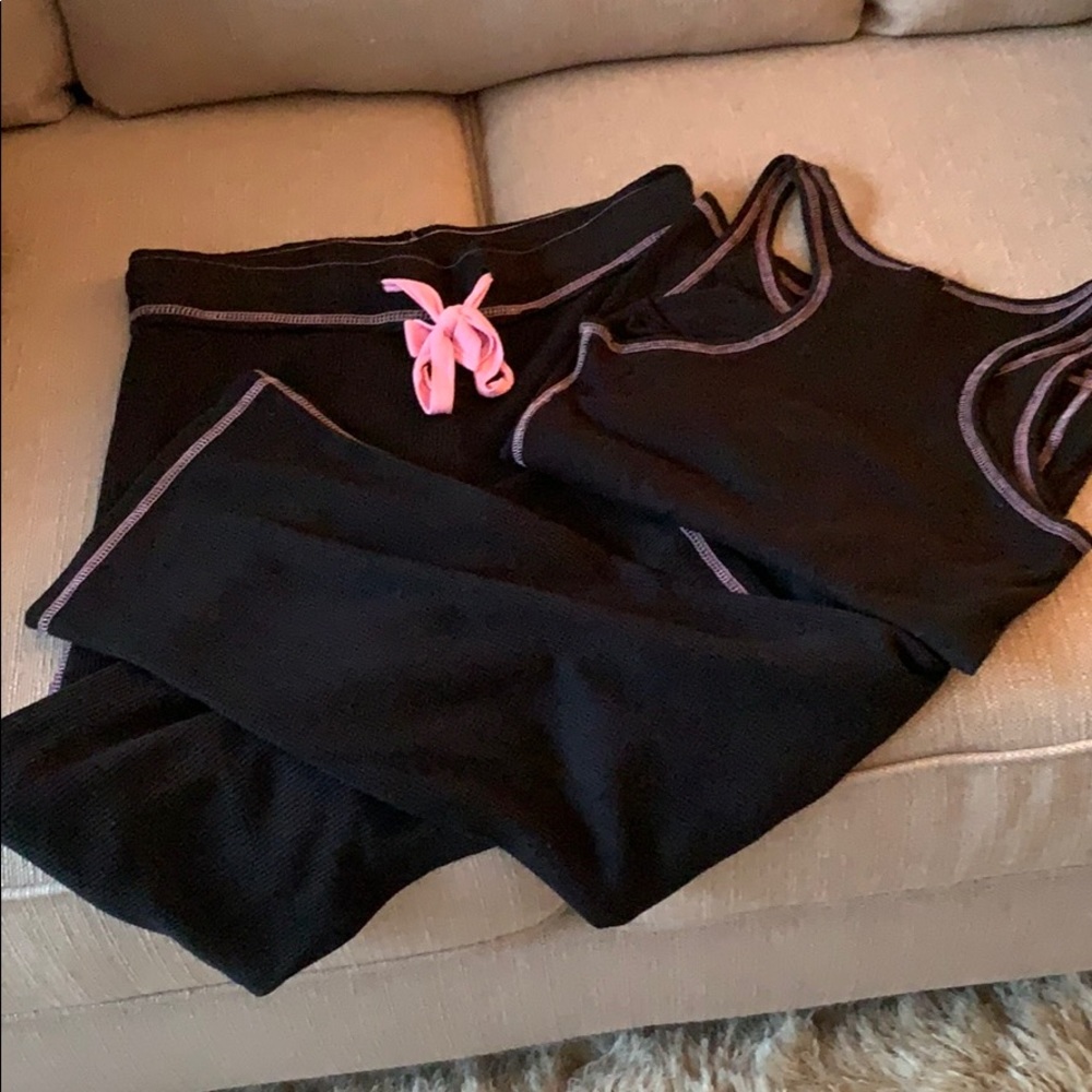 Cotton waffle.  Gently used PJ